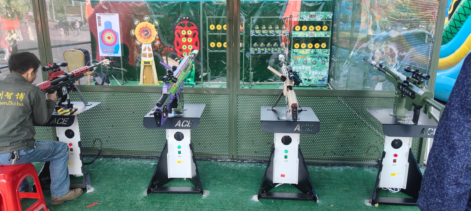 韶关沃尔玛广场 6*8场地 摆放6套设备